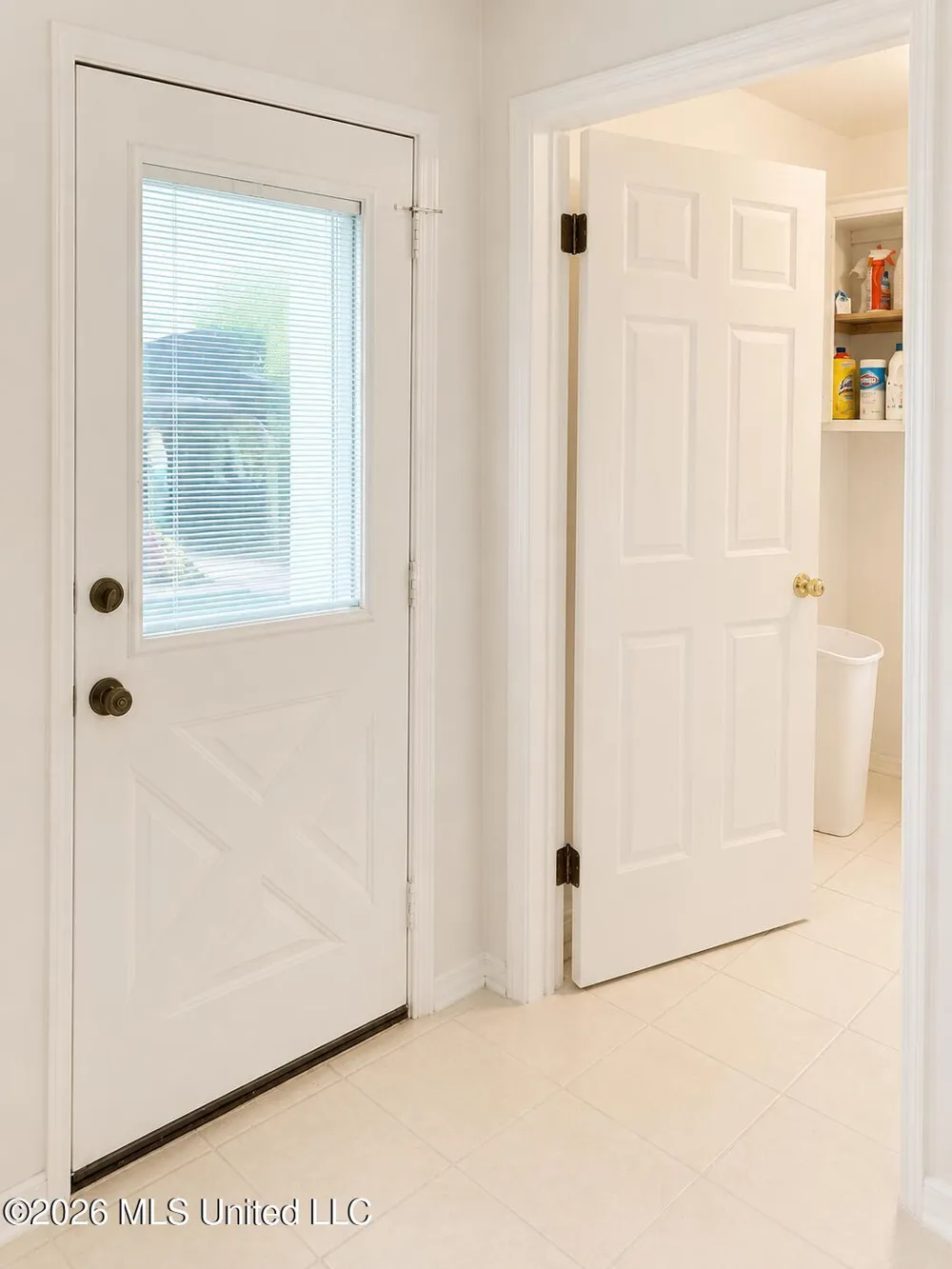 517 E Olympic Drive Flowood, MS 39232