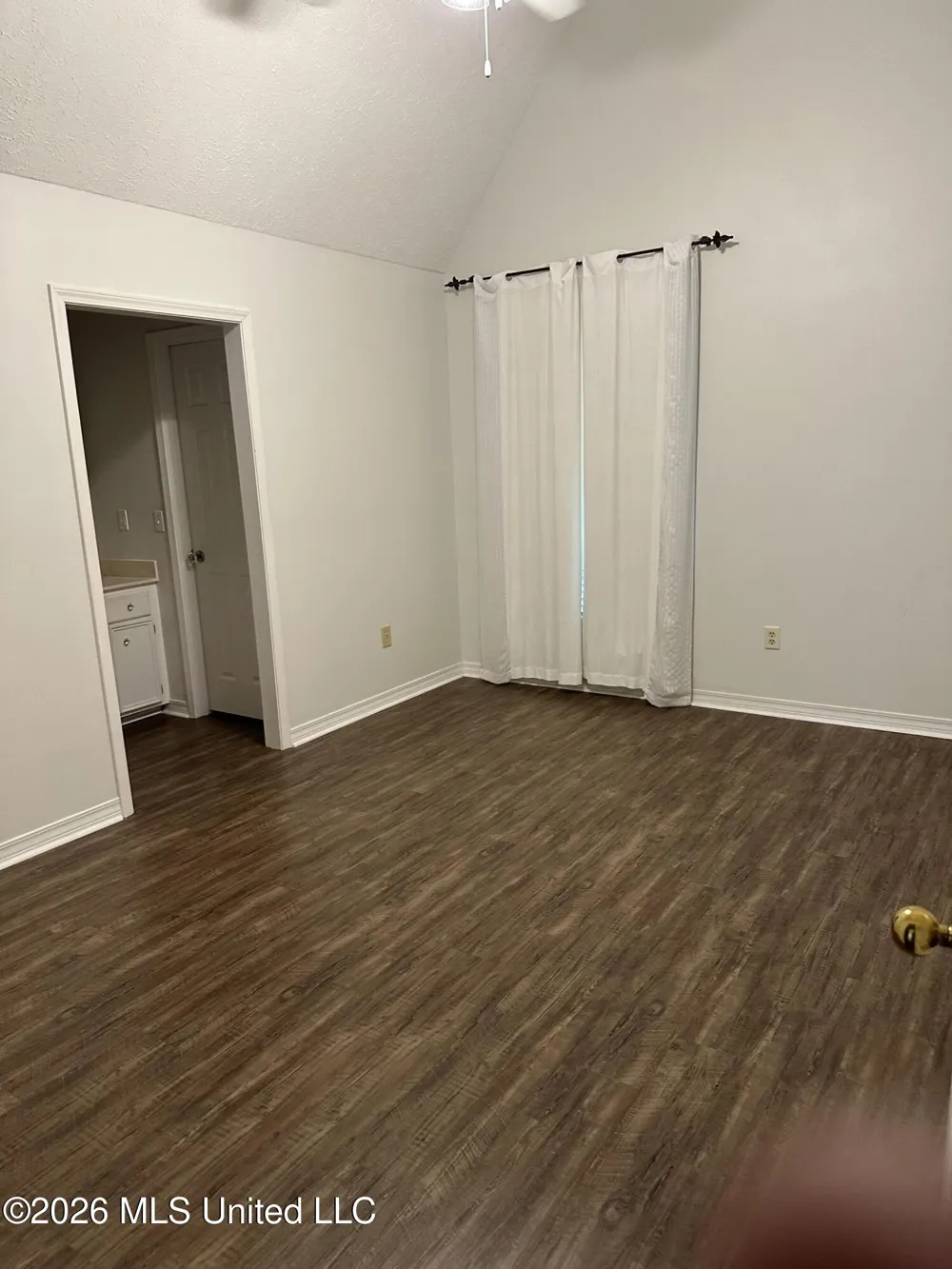 517 E Olympic Drive Flowood, MS 39232