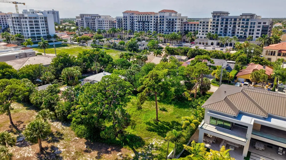 442 E Royal Palm Road Boca Raton, FL 33432