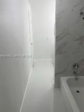 20922 NW 39th Ave Miami Gardens, FL 33055