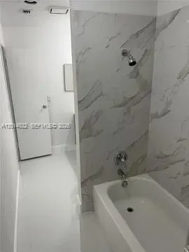 20922 NW 39th Ave Miami Gardens, FL 33055