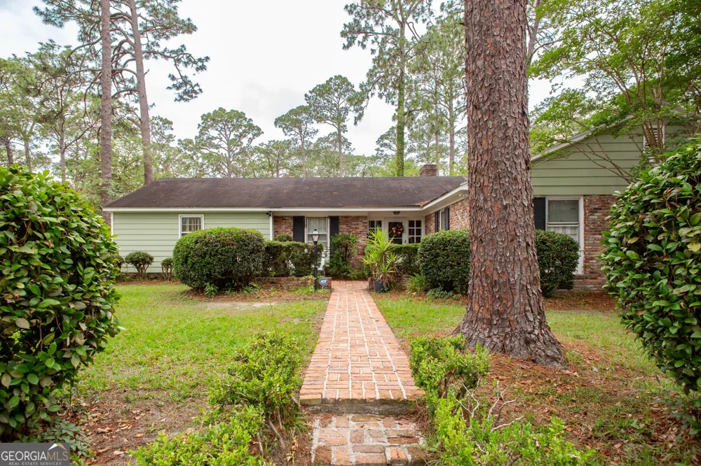 1601 Oconee RD Waycross, GA 31501