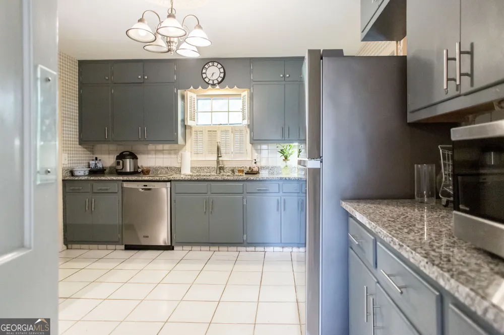 1601 Oconee RD Waycross, GA 31501