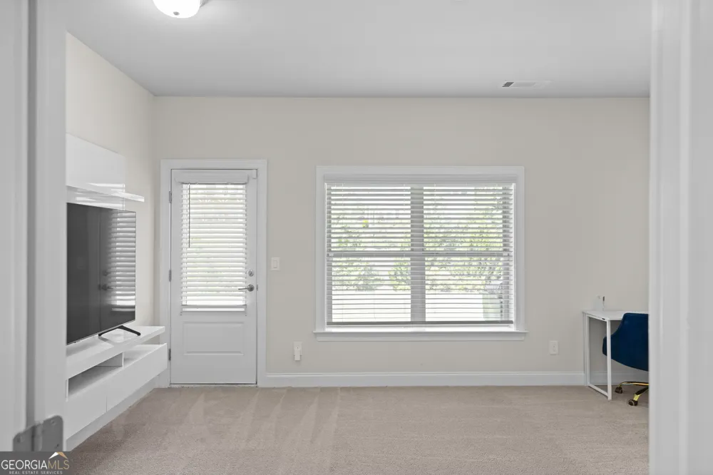 2042 Violet LN Brookhaven, GA 30319