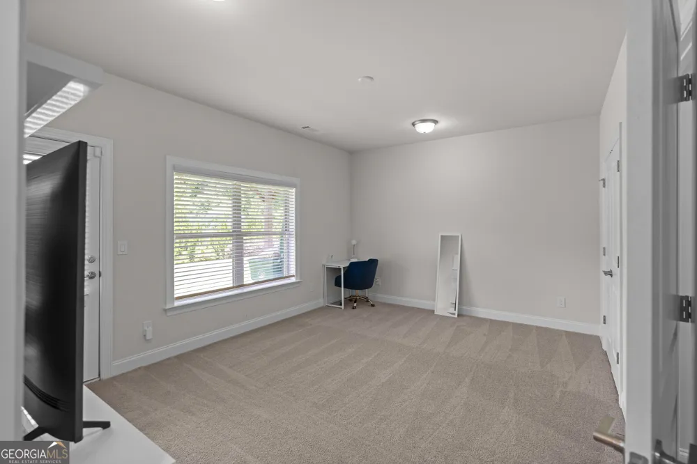 2042 Violet LN Brookhaven, GA 30319