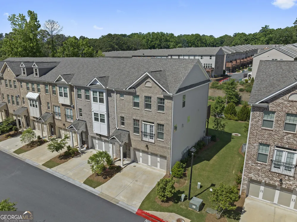 2042 Violet LN Brookhaven, GA 30319