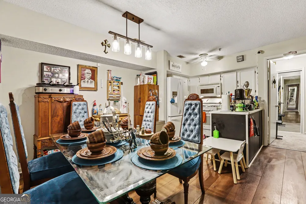 565 Old Cobblestone TRL Avondale Estates, GA 30002