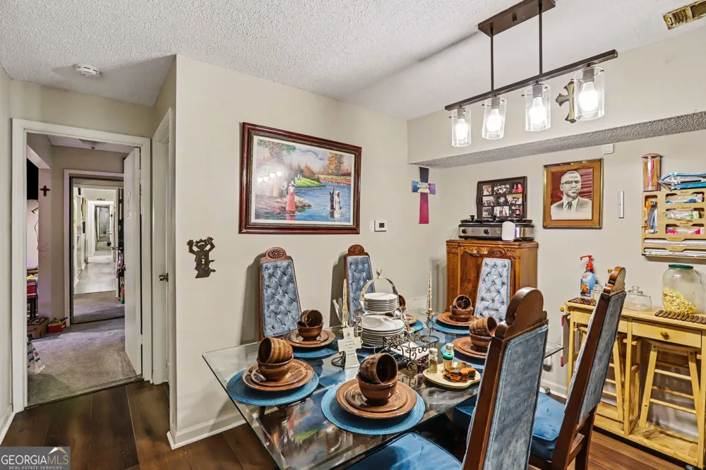 565 Old Cobblestone TRL Avondale Estates, GA 30002