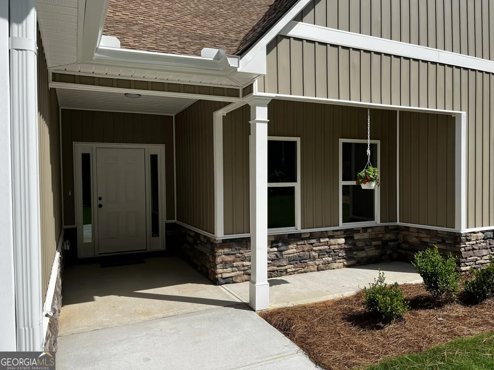 1932 Cochran Ridge RD Hiram, GA 30141