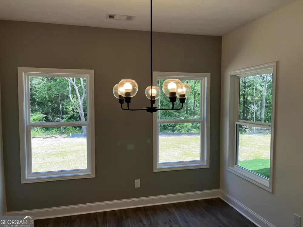 1932 Cochran Ridge RD Hiram, GA 30141