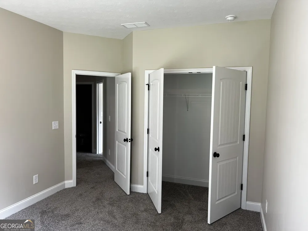 1932 Cochran Ridge RD Hiram, GA 30141