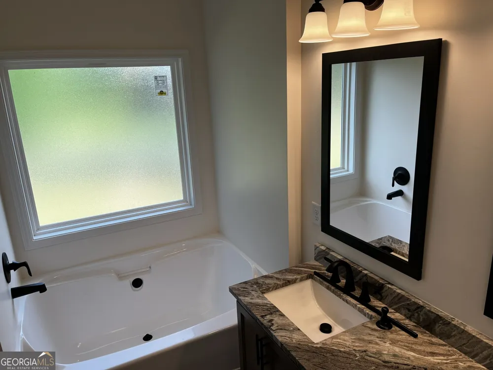 1932 Cochran Ridge RD Hiram, GA 30141