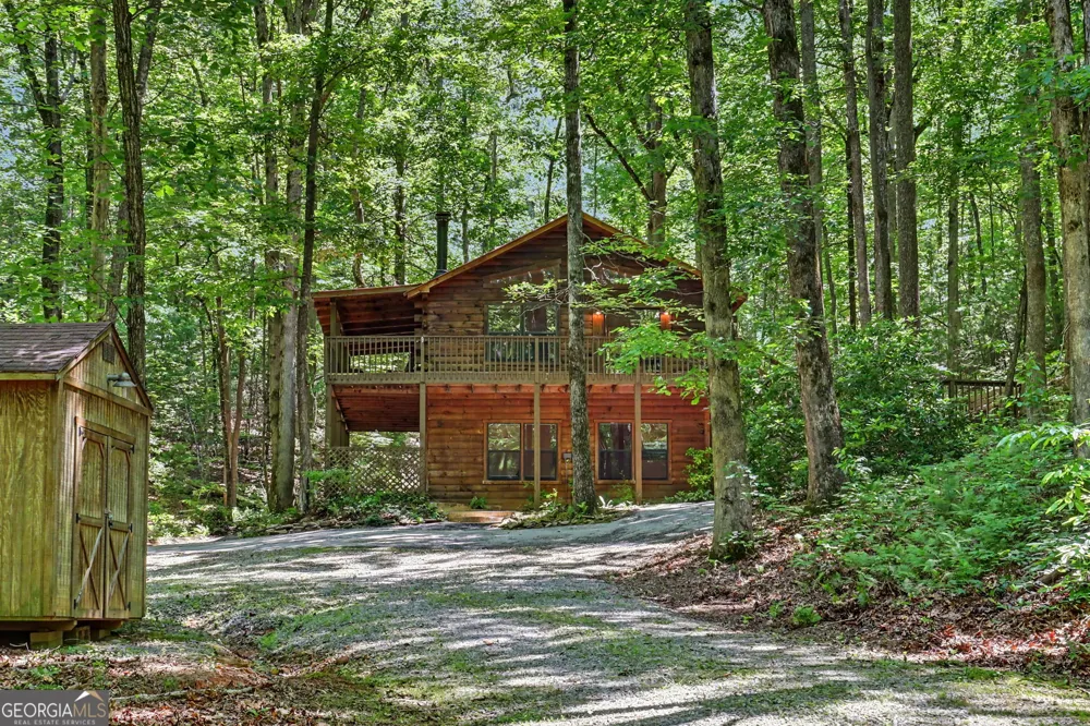 252 Navigator LN Tiger, GA 30576