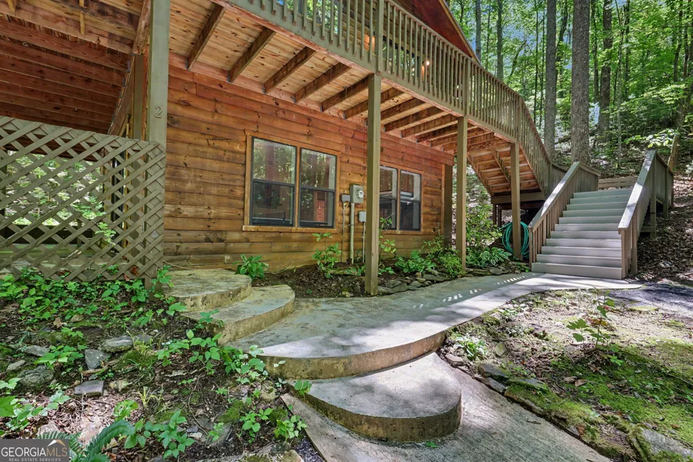252 Navigator LN Tiger, GA 30576