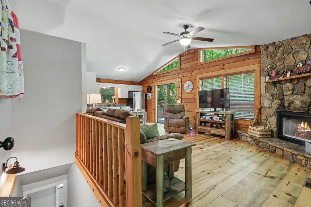 252 Navigator LN Tiger, GA 30576