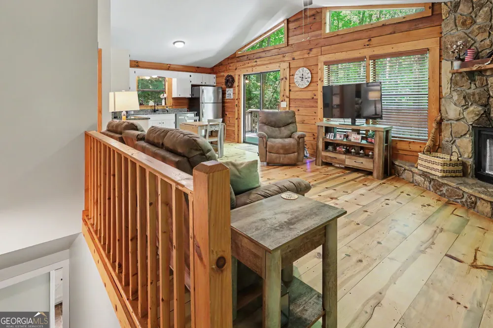 252 Navigator LN Tiger, GA 30576