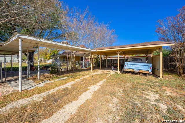 106 Seamoor Fredericksburg, TX 78624