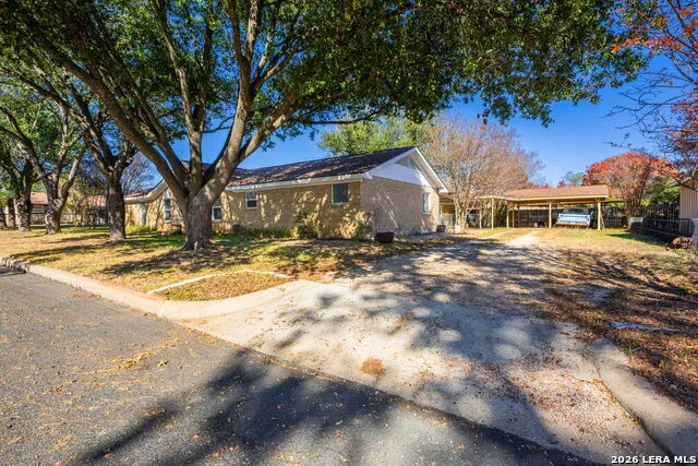 106 Seamoor Fredericksburg, TX 78624