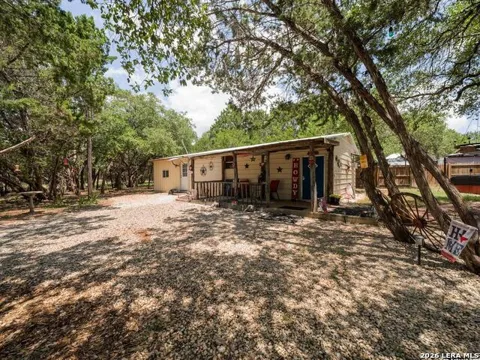 496 Cedarhill Dr.