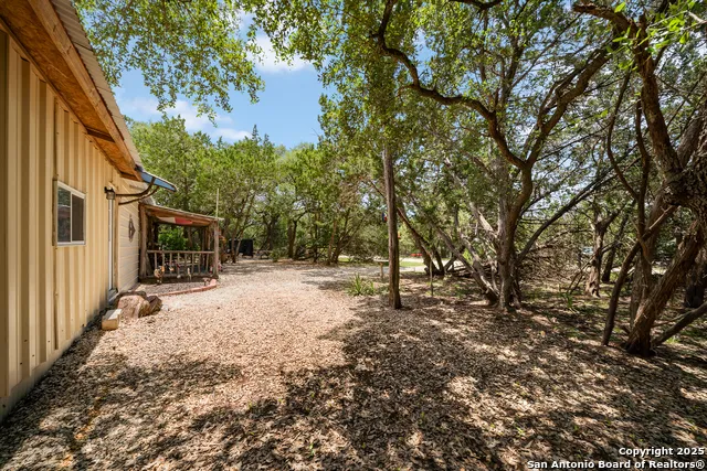 496 Cedarhill Dr. Bandera, TX 78003