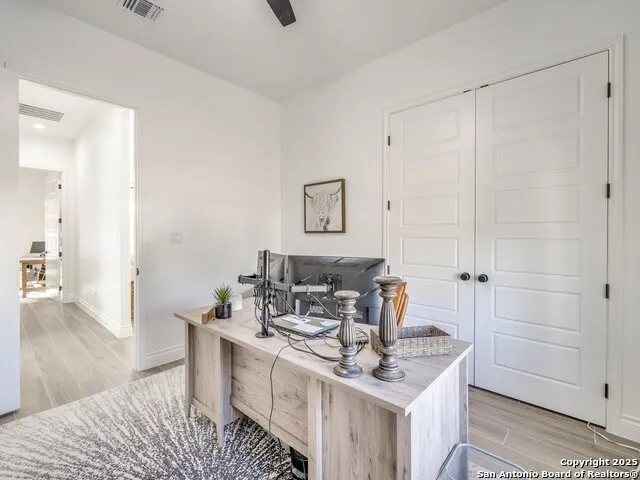 218 Edgewood Cir Bandera, TX 78003