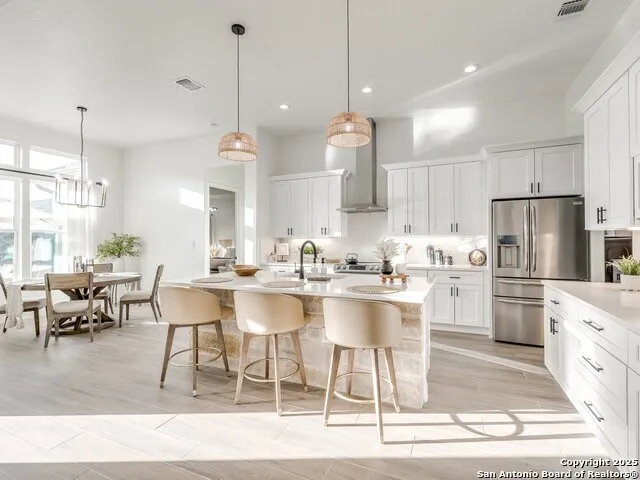 218 Edgewood Cir Bandera, TX 78003