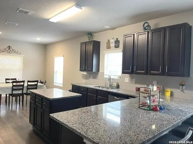 13511 Eden St Hedwig, TX 78152