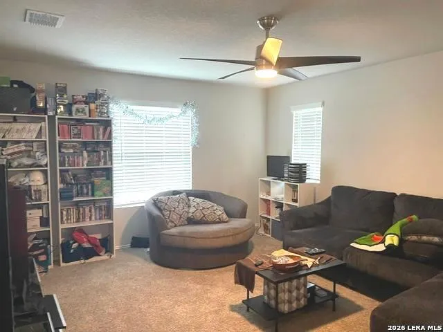 13511 Eden St Hedwig, TX 78152