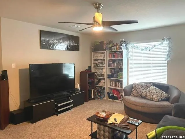 13511 Eden St Hedwig, TX 78152