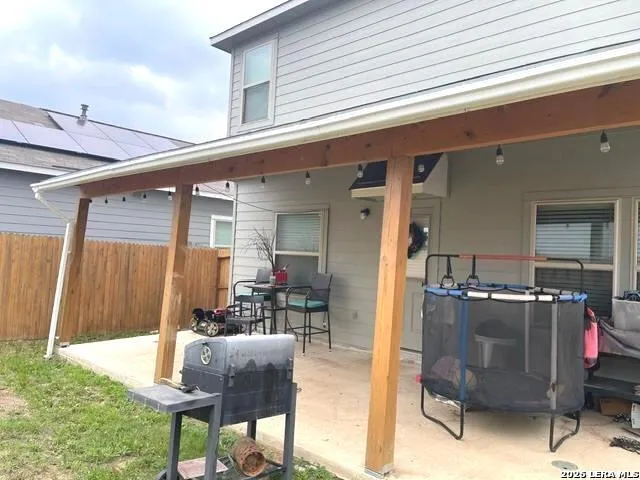 13511 Eden St Hedwig, TX 78152