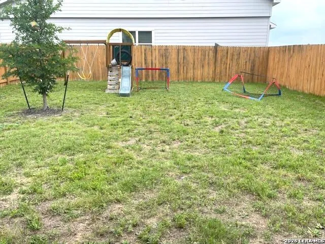 13511 Eden St Hedwig, TX 78152