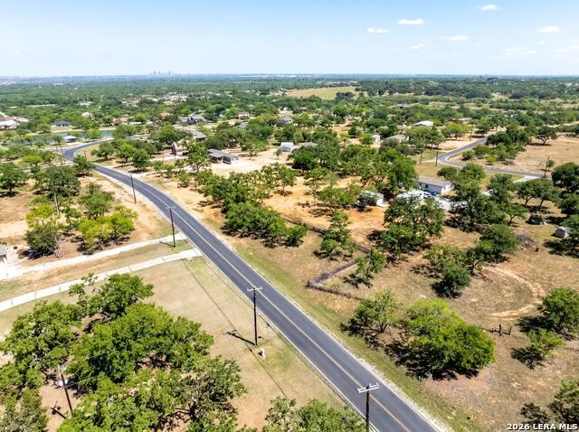 22218 Savannah Von Ormy, TX 78073