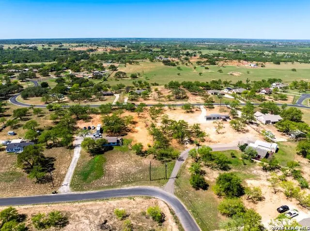 22218 Savannah Von Ormy, TX 78073