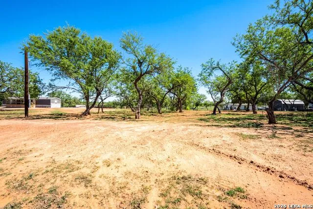 22218 Savannah Von Ormy, TX 78073