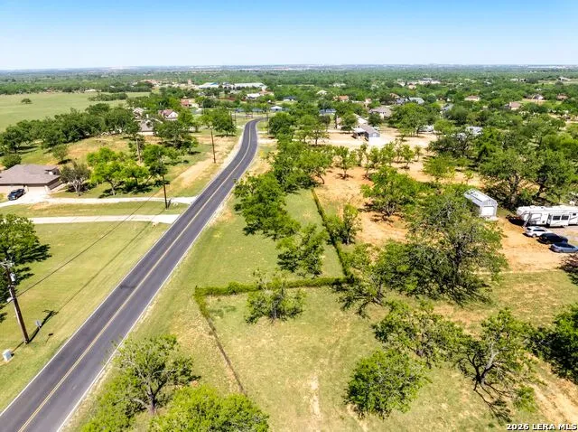 22218 Savannah Von Ormy, TX 78073