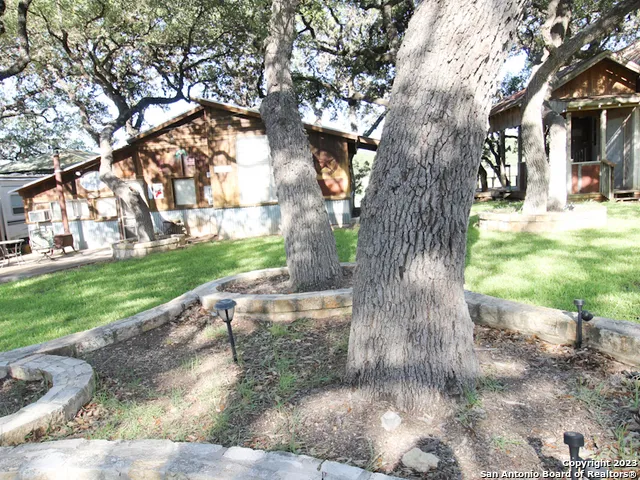 955 Faurie Rd Unit CEDAR CABIN Lakehills, TX 78063