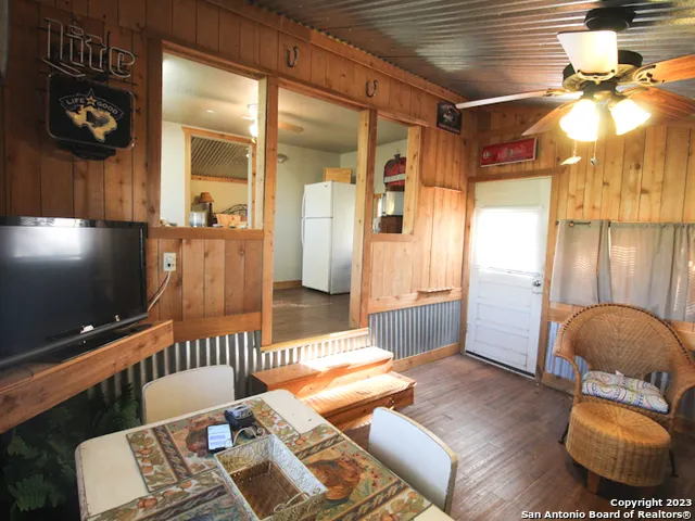 955 Faurie Rd Unit CEDAR CABIN Lakehills, TX 78063