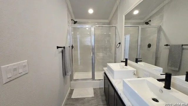 13083 Fm 2779 Moore, TX 78057