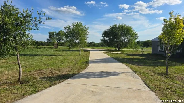 13083 Fm 2779 Moore, TX 78057