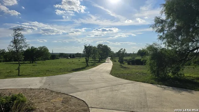 13083 Fm 2779 Moore, TX 78057