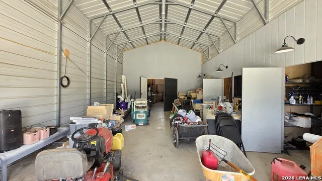 13083 Fm 2779 Moore, TX 78057
