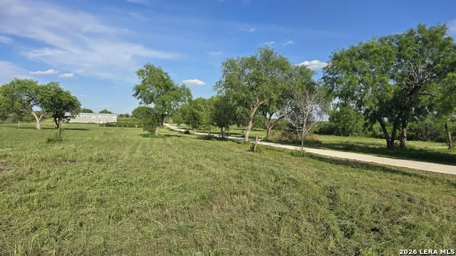 13083 Fm 2779 Moore, TX 78057