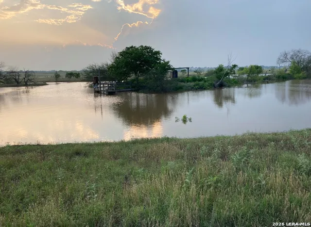 0 County Road 117 Floresville, TX 78114