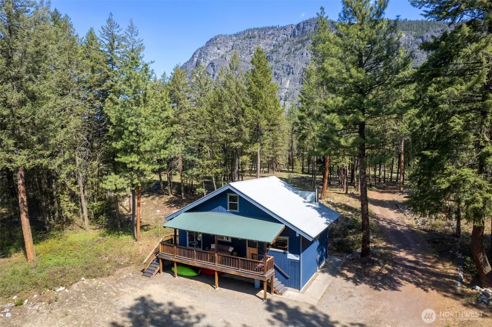 225 C Lost River Road Mazama, WA 98833