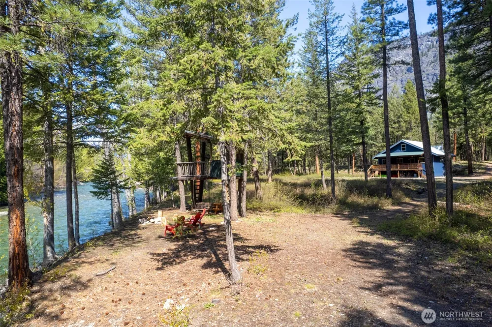 225 C Lost River Road Mazama, WA 98833