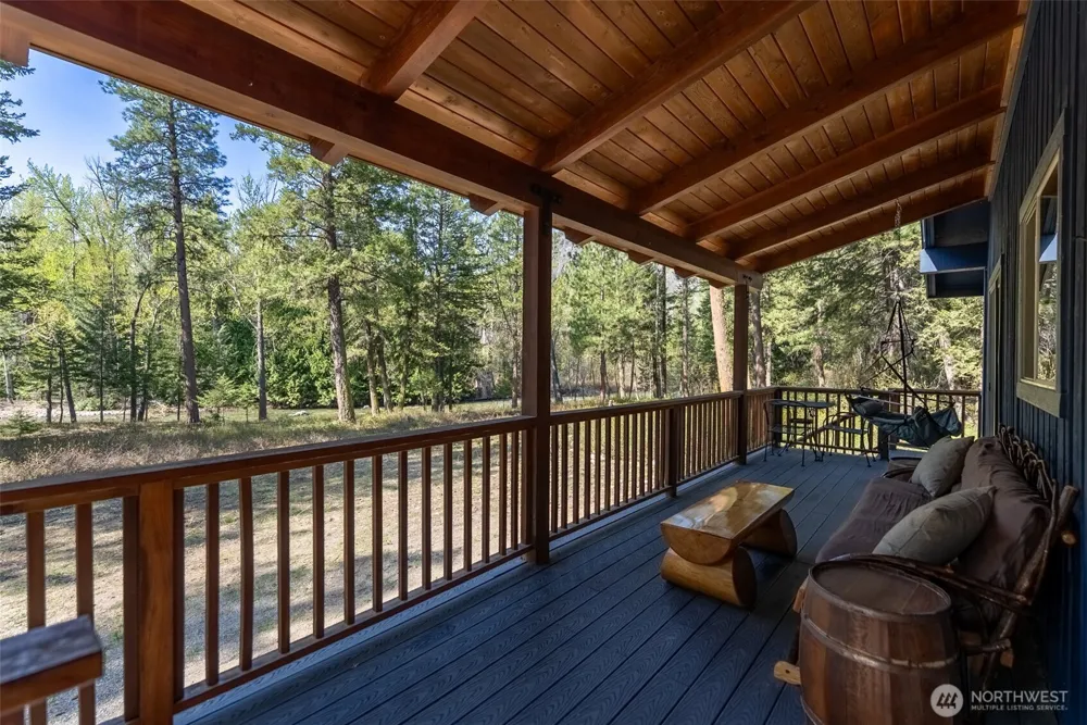 225 C Lost River Road Mazama, WA 98833