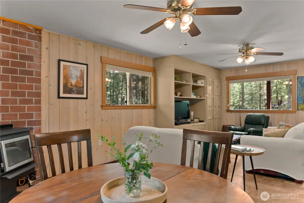 225 C Lost River Road Mazama, WA 98833