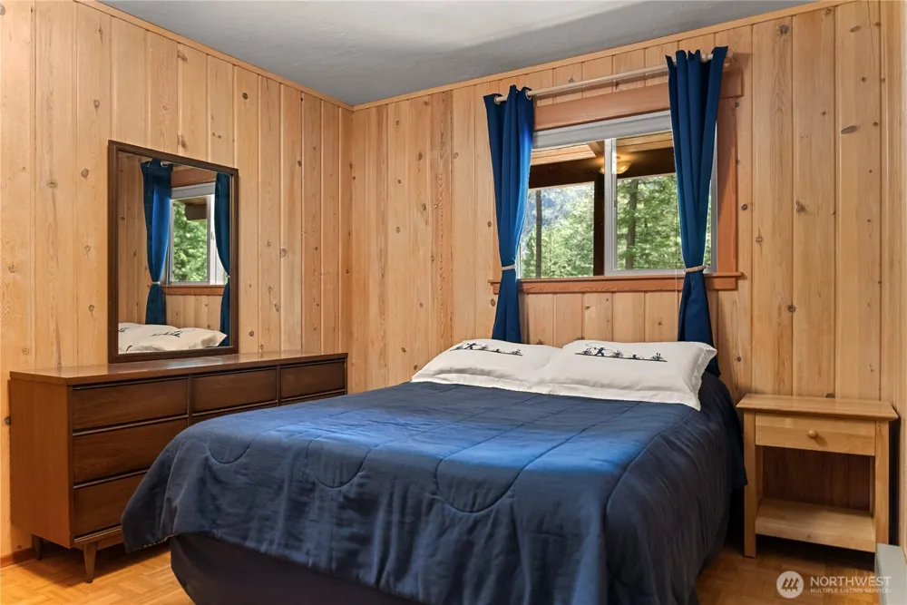225 C Lost River Road Mazama, WA 98833