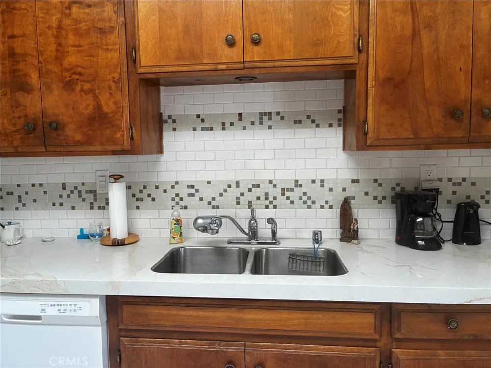 26064 Verde Grande Court Menifee, CA 92586