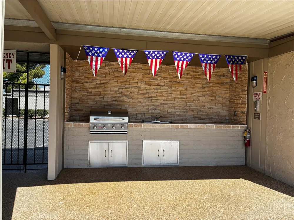 26064 Verde Grande Court Menifee, CA 92586